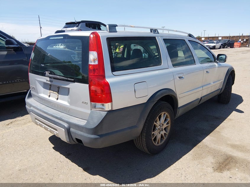 2007 VOLVO XC70 auction photo 4