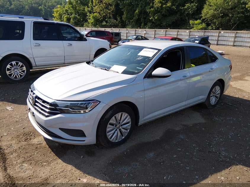2019 VOLKSWAGEN JETTA auction photo 2