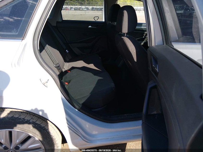 2019 VOLKSWAGEN JETTA auction photo 8
