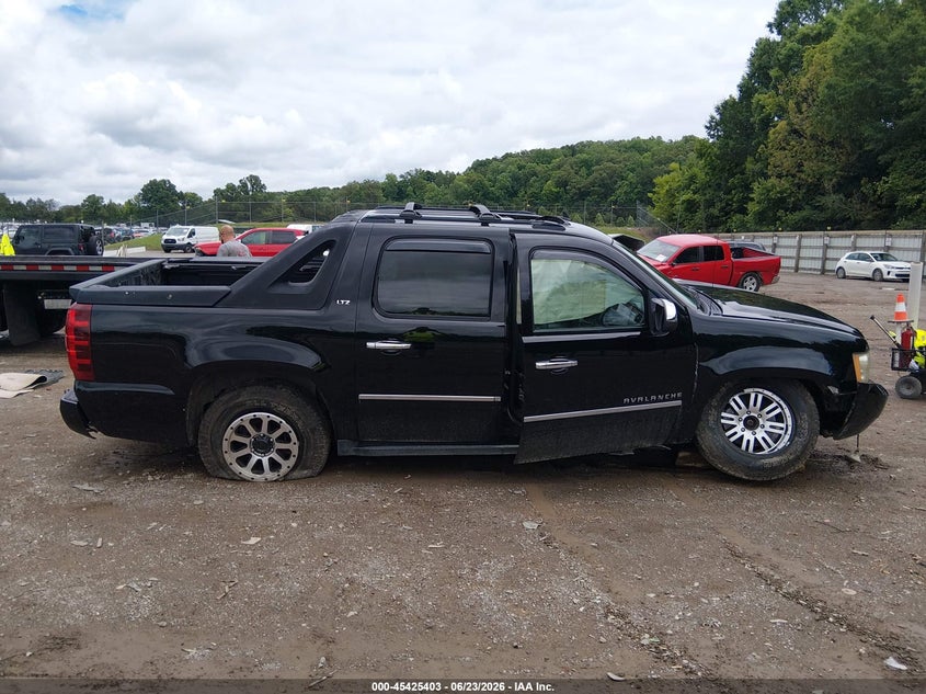 2011 Chevrolet Avalanche 1500 Ltz VIN: 3GNTKGE36BG257785 Lot: 45425403