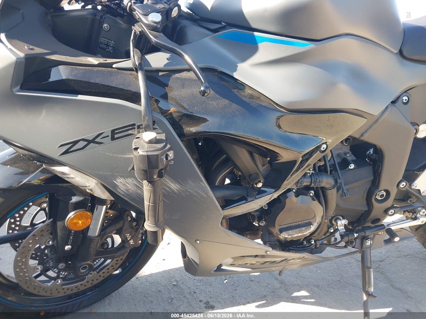 2025 Kawasaki Zx636 K VIN: JKBZXJJ18SA030222 Lot: 45425424