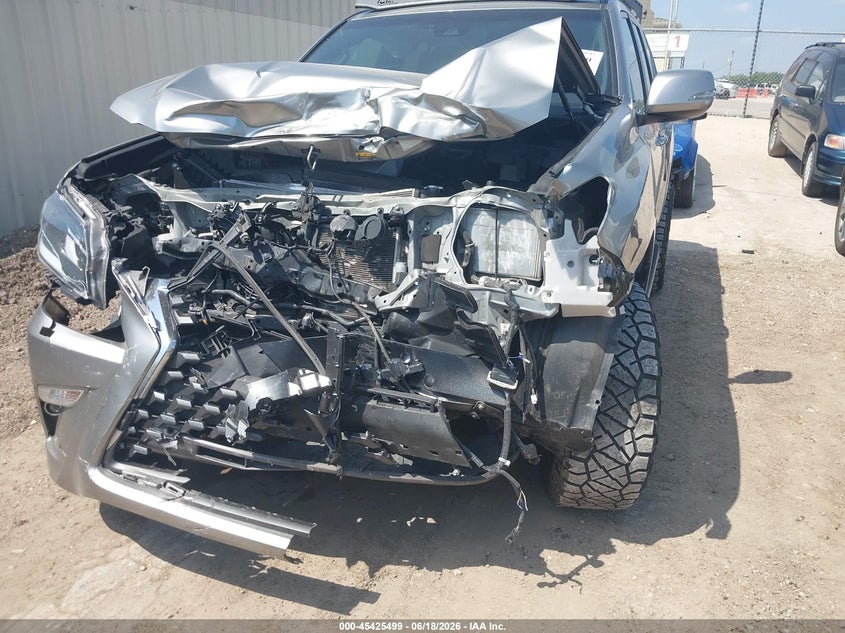 2023 LEXUS GX 460 auction photo 6