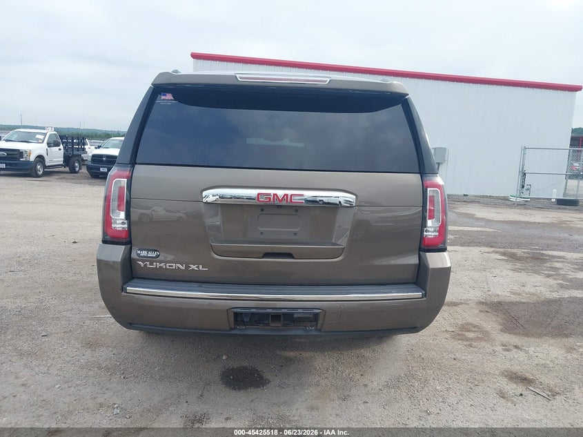 GMC YUKON XL - zdjęcie 16