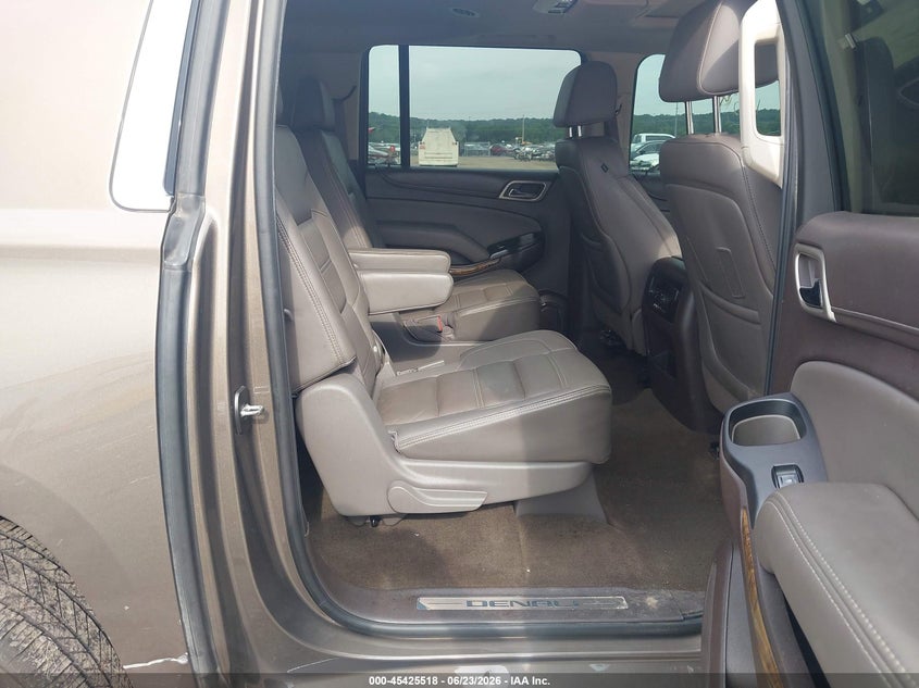 GMC YUKON XL - zdjęcie 8