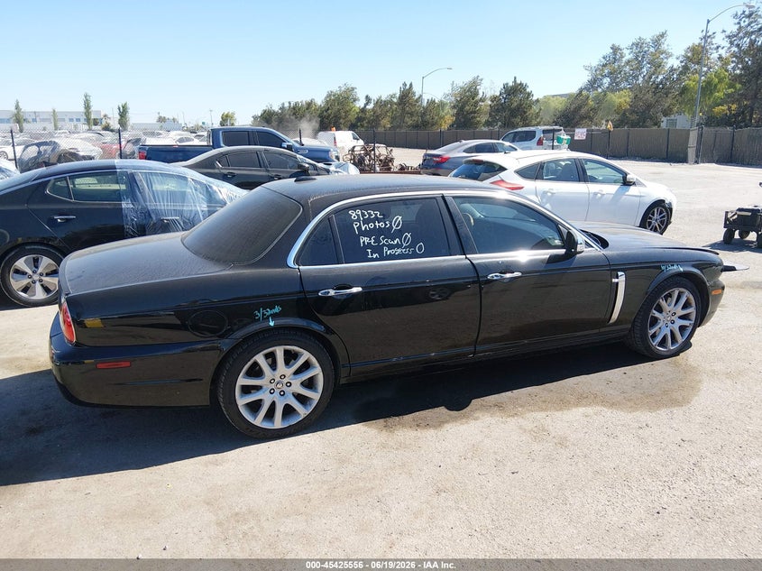 2008 Jaguar Xj Xj8 L VIN: SAJWA79B78SH23062 Lot: 45425556