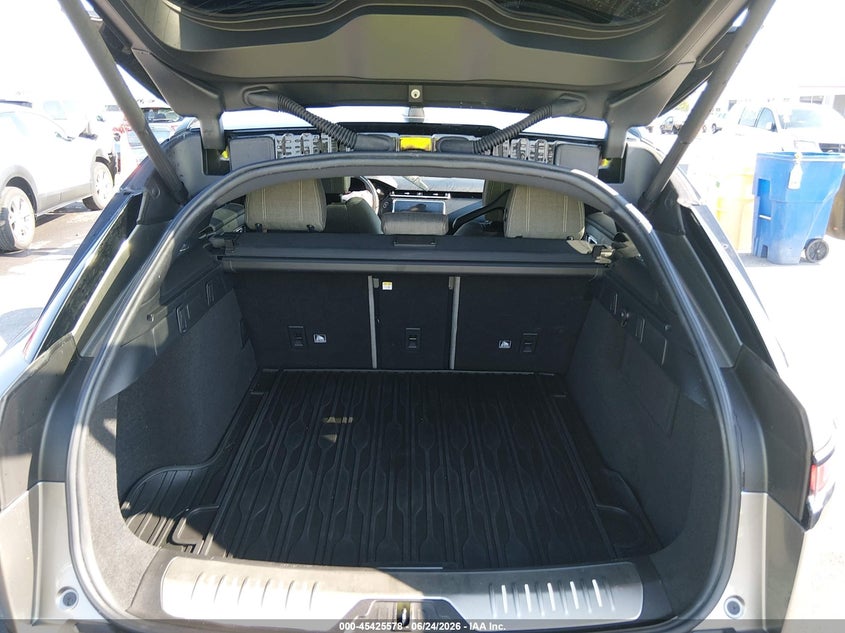 2019 Land Rover Range Rover Velar P380 R-Dynamic Hse VIN: SALYM2EV8KA786921 Lot: 45425578