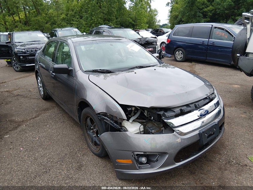 Vin: 3fahp0ha3br138233, lot: 45923681, ford fusion se 2011 img_1