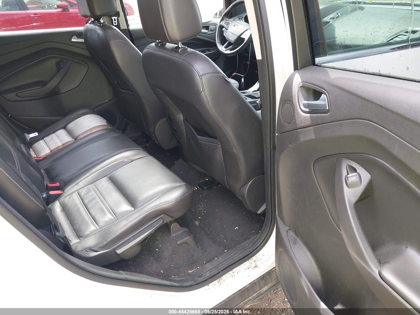 2017 FORD ESCAPE auction photo 8