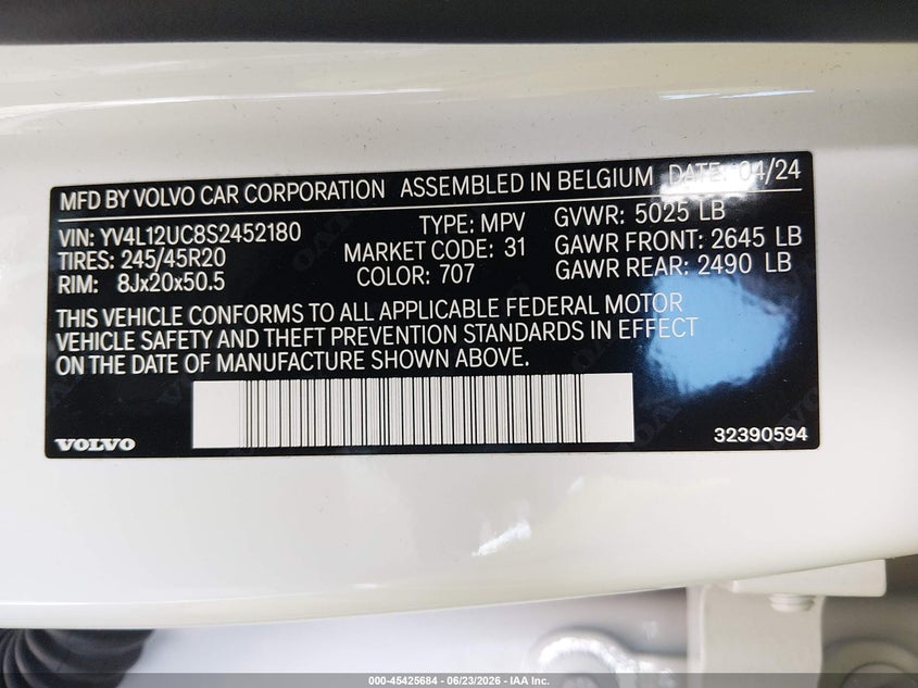 2025 Volvo Xc40 B5 Plus Dark Theme VIN: YV4L12UC8S2452180 Lot: 45425684