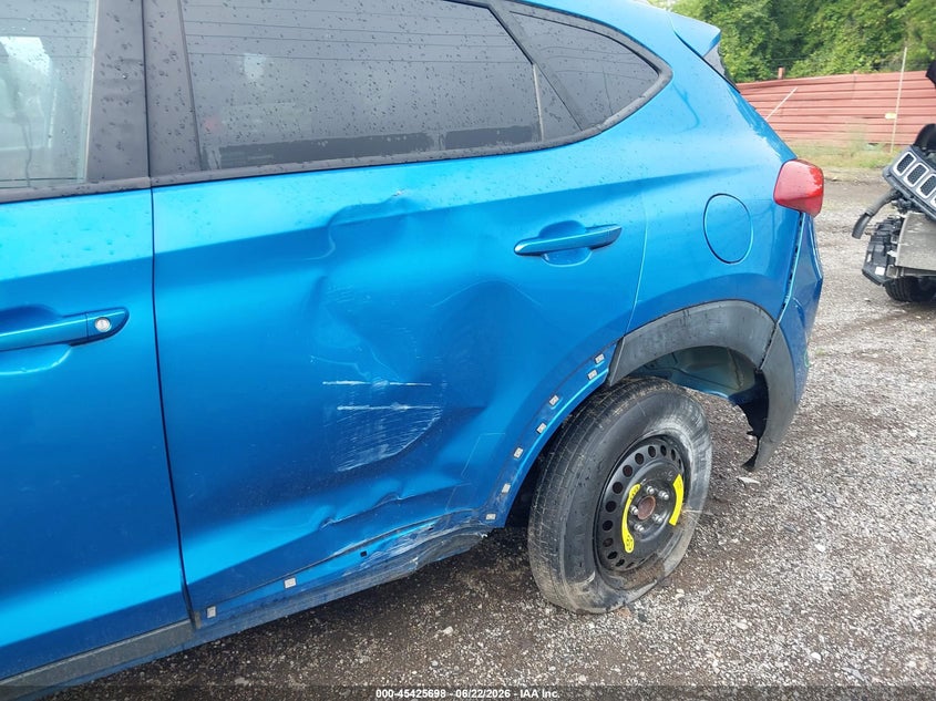2018 HYUNDAI TUCSON auction photo 6