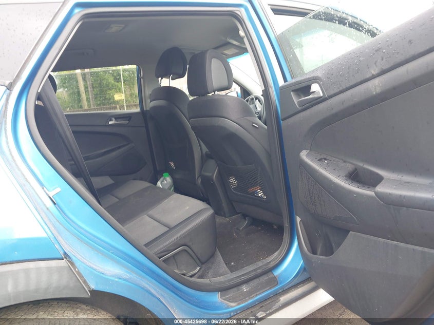 2018 HYUNDAI TUCSON auction photo 8