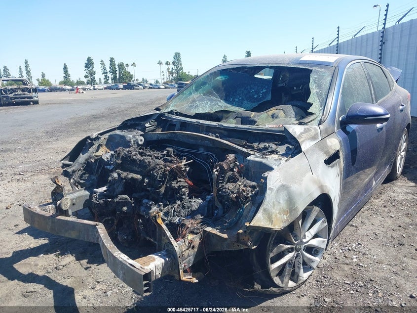 2017 Kia Optima Lx 5XXGT4L31HG140409 photo 1
