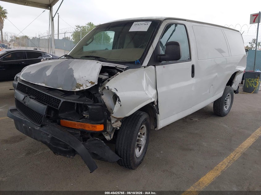2016 Chevrolet Express 2500 Work Van 1GCWGAFF5G1120243 photo 1