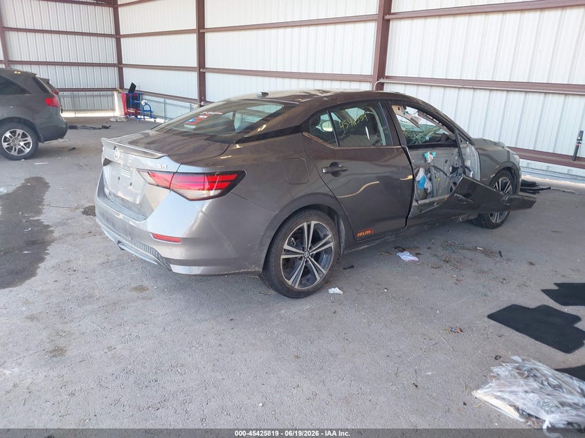 2023 NISSAN SENTRA auction photo 4