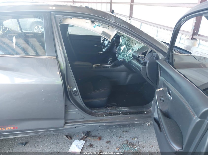 2023 NISSAN SENTRA auction photo 5