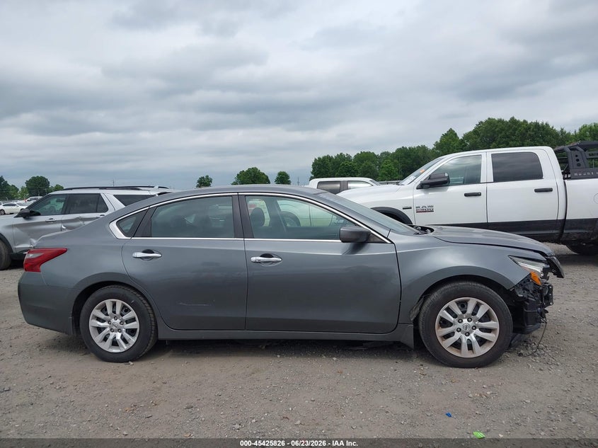 AtlanticExpress - Nissan Altima