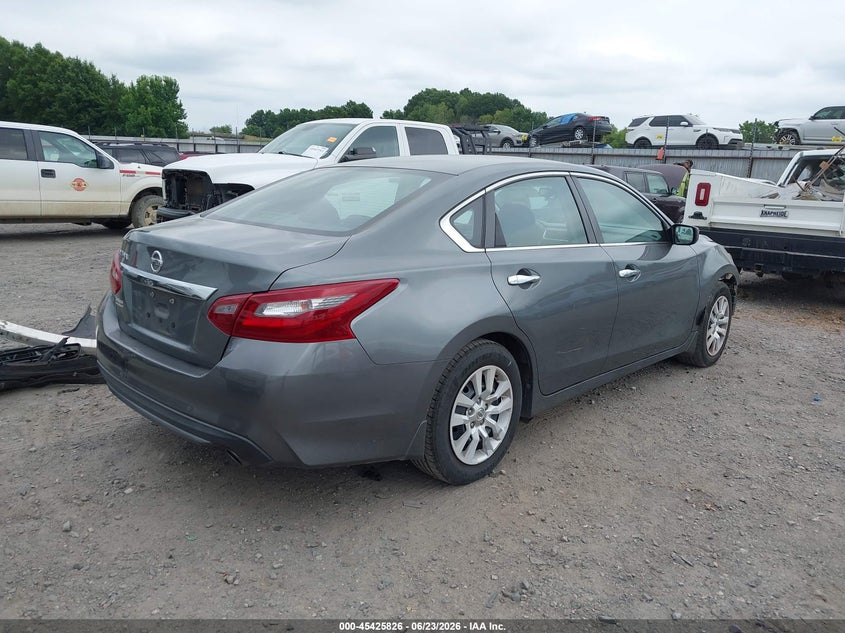 AtlanticExpress - Nissan Altima