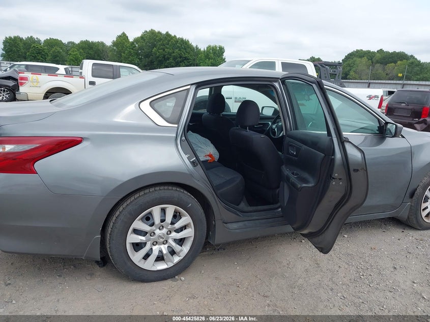 AtlanticExpress - Nissan Altima