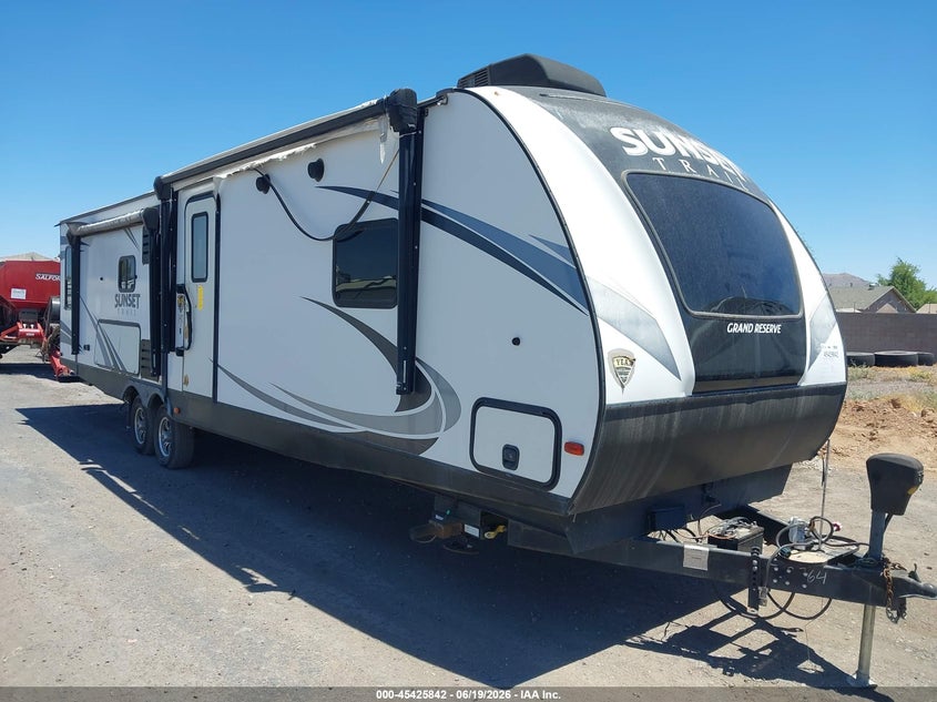 2018 Sunset Crossroads Rv Sunset Trails 33SI