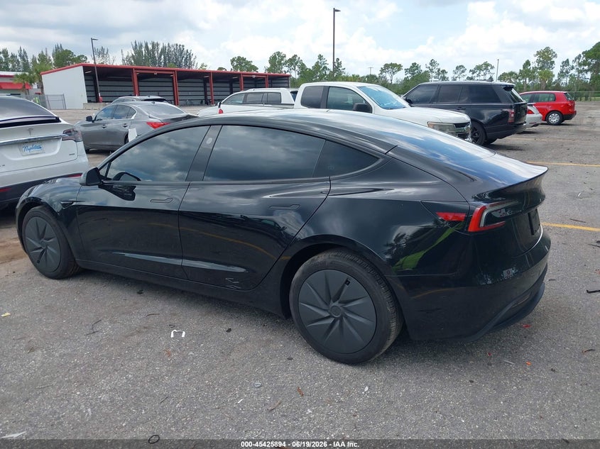 Vin: 5yj3e1eaxtf144716, lot: 45923949, tesla model 3 premium rear-wheel drive/rear-wheel drive 20263