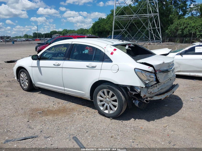 Vin: 1c3ccbbg1cn108696, lot: 45924028, chrysler 200 touring 20123