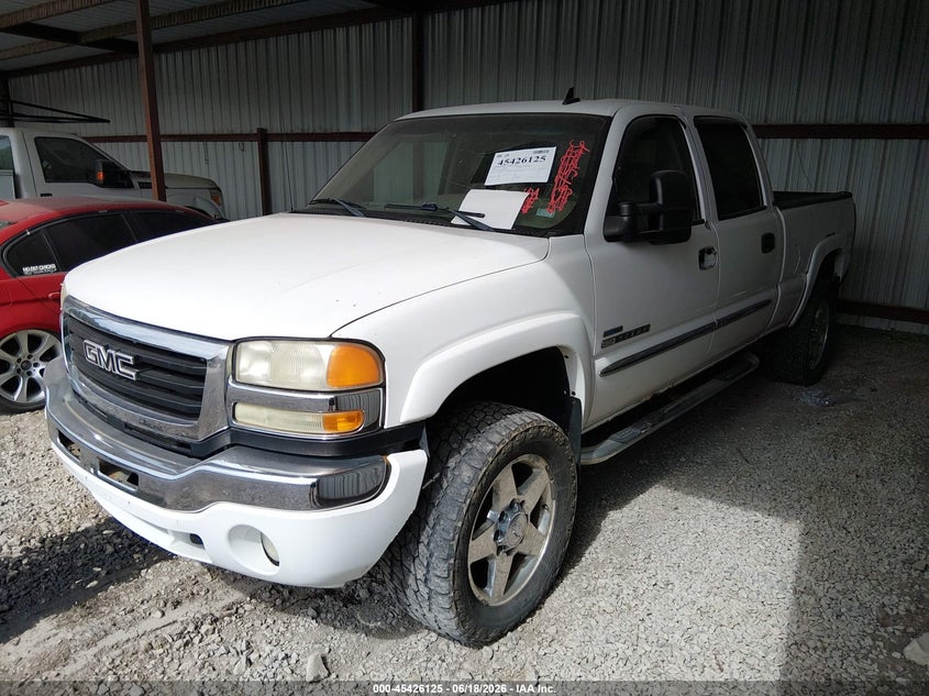 2007 GMC SIERRA 2500HD CLASSIC auction photo 2