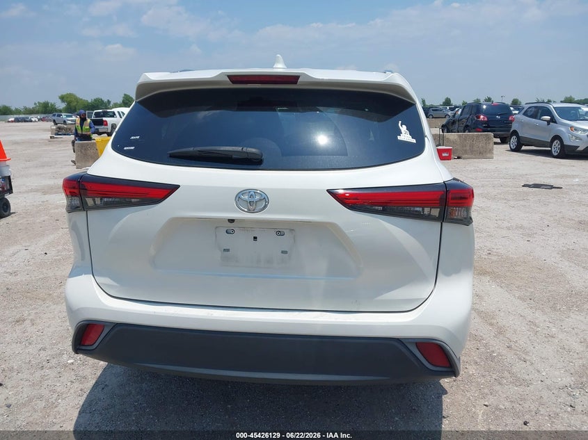 2020 TOYOTA HIGHLANDER XLE — Photo 16