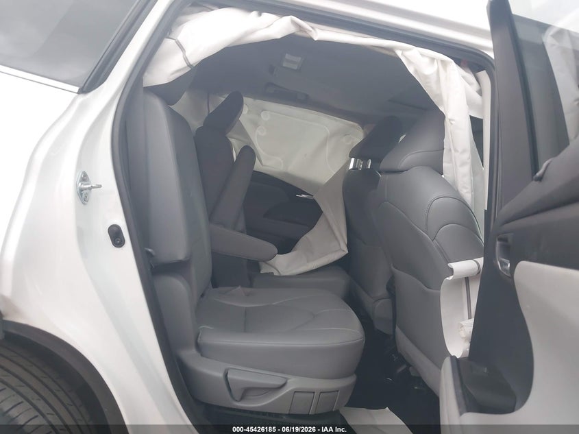 2023 TOYOTA HIGHLANDER auction photo 8