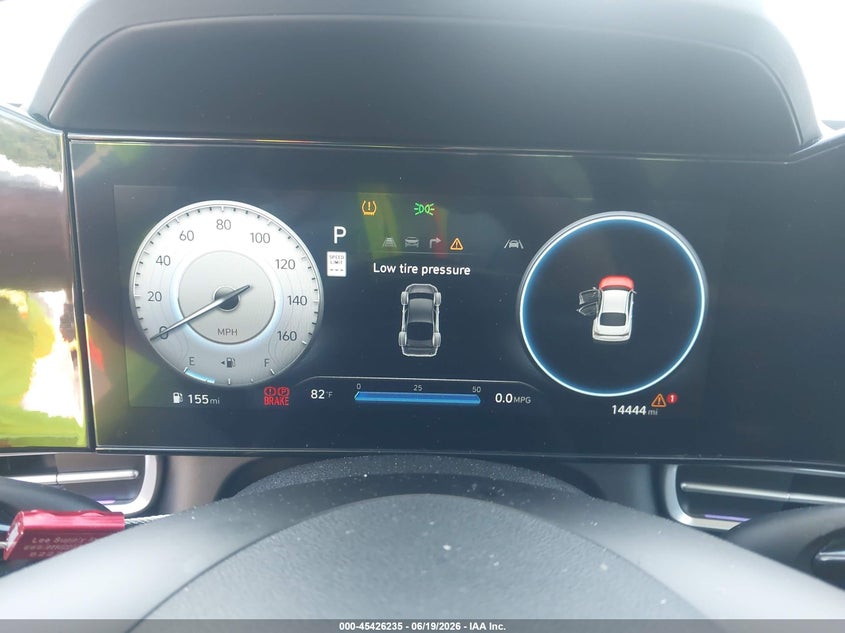 2024 HYUNDAI ELANTRA auction photo 7