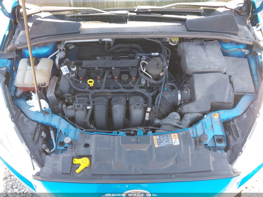 FORD FOCUS 2015 VIN 1FADP3F26FL213670