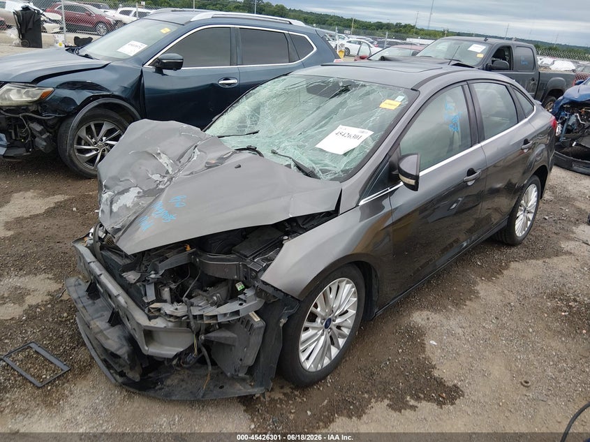 Vin: 1fadp3j2xhl288253, lot: 45924356, ford focus titanium 20172