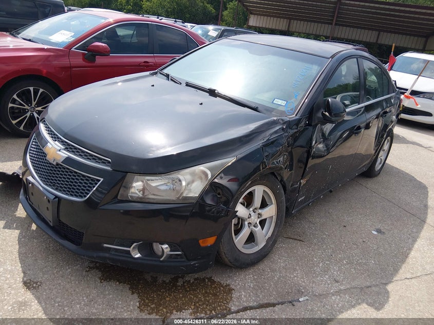2012 CHEVROLET CRUZE auction photo 2