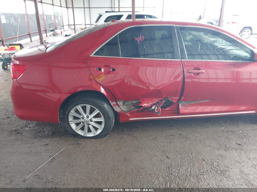 2014 TOYOTA CAMRY auction photo 6