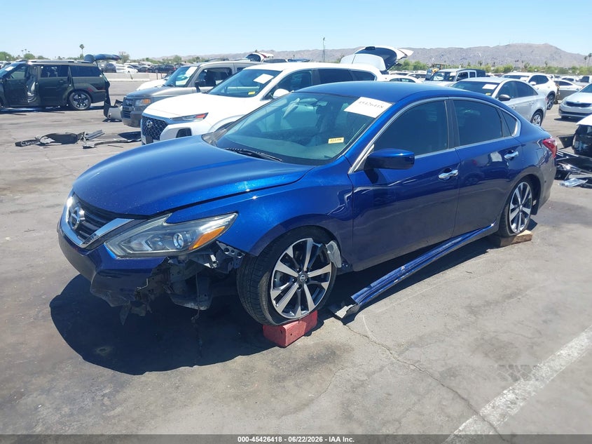 2017 Nissan Altima, Удар спереди, IAAI, VIN 1N4AL3AP2HN312883 — фото 2