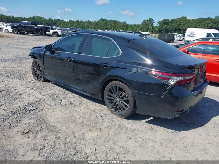 2021 TOYOTA CAMRY auction photo 3