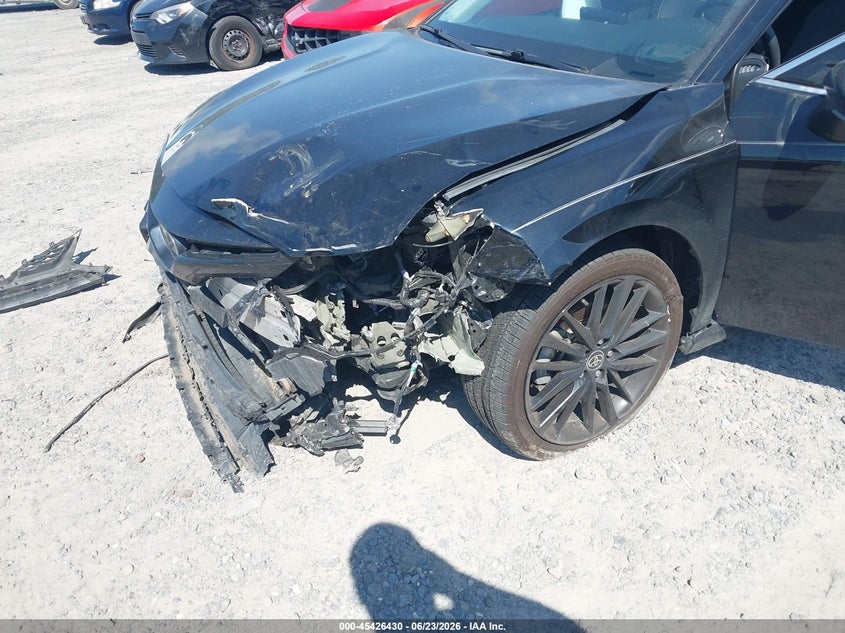 2021 TOYOTA CAMRY auction photo 6