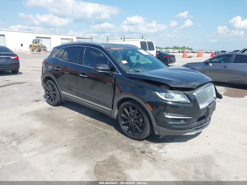 Vin: 5lmcj3c98kul37705, lot: 45924496, lincoln mkc reserve 2019 img_1