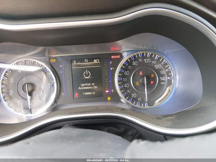 2015 CHRYSLER 200 auction photo 7