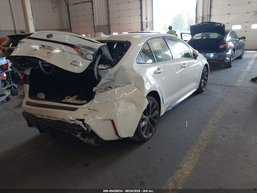 2025 TOYOTA COROLLA auction photo 4