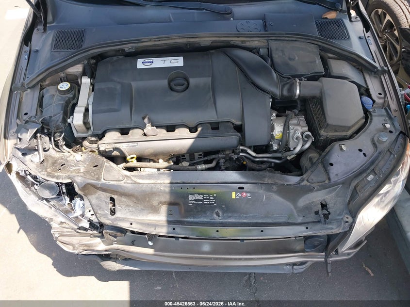 2013 Volvo Xc70 T6 Platinum VIN: YV4902BZ2D1153961 Lot: 45426563