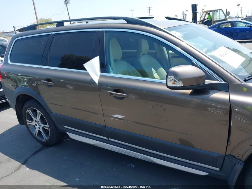 2013 Volvo Xc70 T6 Platinum VIN: YV4902BZ2D1153961 Lot: 45426563