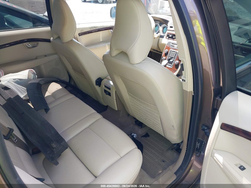2013 Volvo Xc70 T6 Platinum VIN: YV4902BZ2D1153961 Lot: 45426563