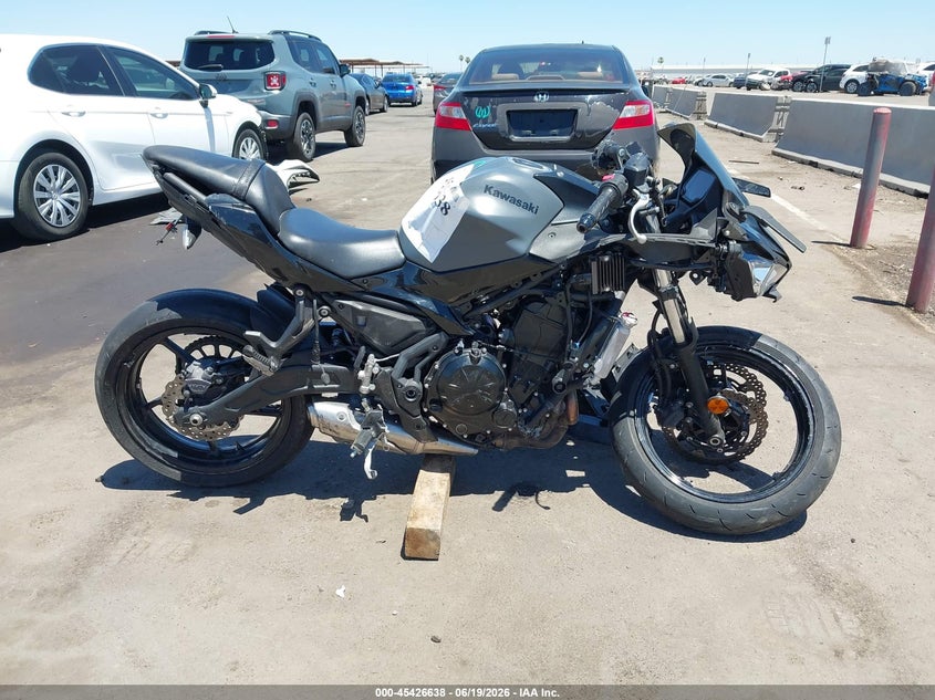2024 Kawasaki Ex650 P VIN: ML5EXEP18RDAC3215 Lot: 45426638
