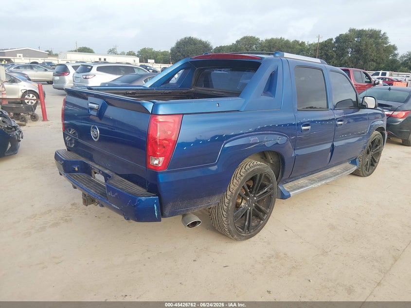 2004 CADILLAC ESCALADE EXT auction photo 4