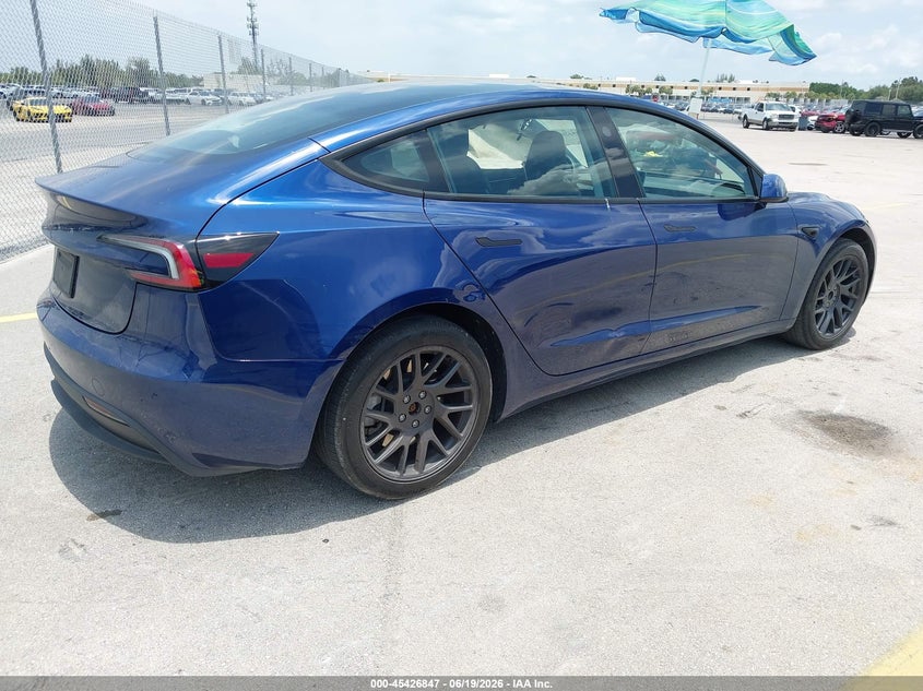 Vin: 5yj3e1ea5rf727767, lot: 45924902, tesla model 3 20244