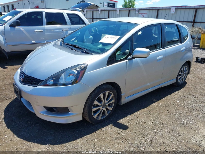 2013 Honda Fit Sport JHMGE8H56DC058907 photo 1
