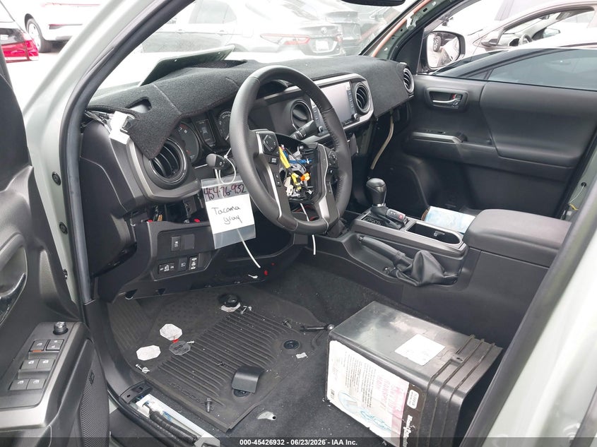 2022 TOYOTA TACOMA TRD OFF ROAD — Photo 18