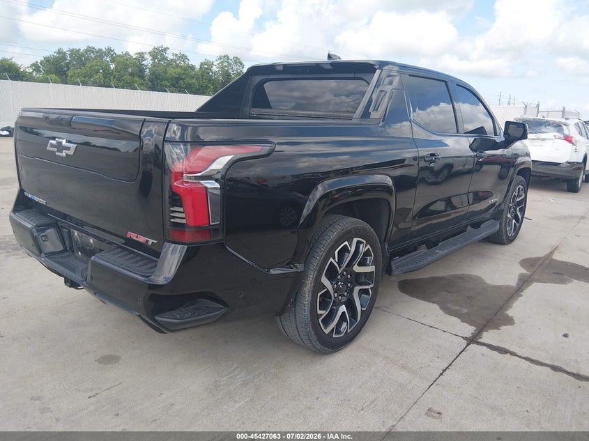 2024 CHEVROLET SILVERADO EV auction photo 4