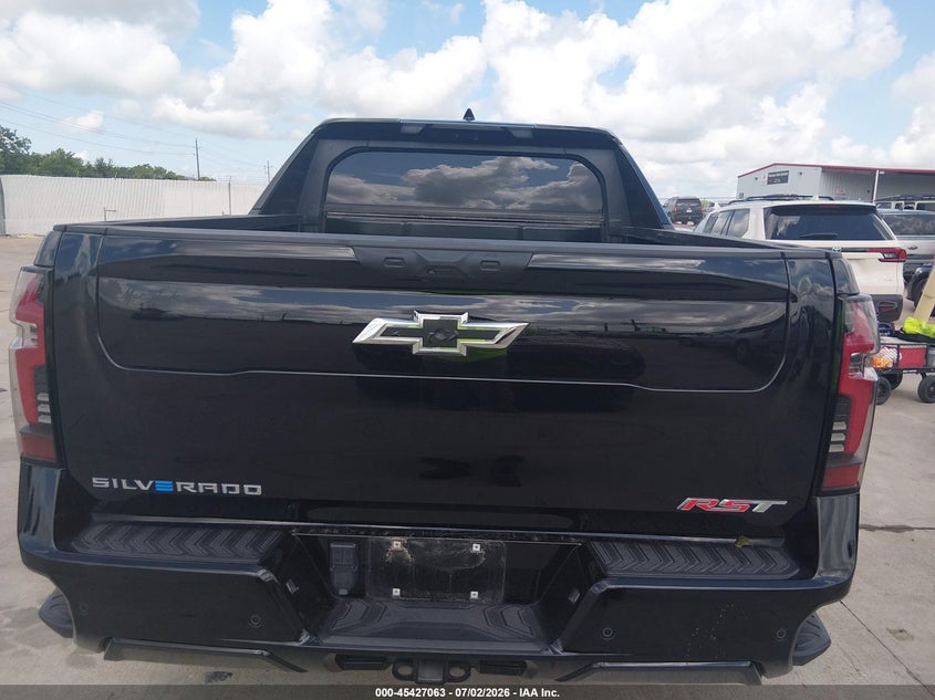 2024 CHEVROLET SILVERADO EV auction photo 8