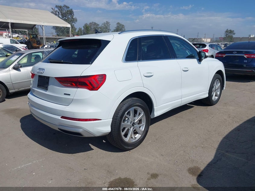 Vin: wa1aucf31r1117132, lot: 45925133, audi q3 premium 40 tfsi quattro tiptronic 20244